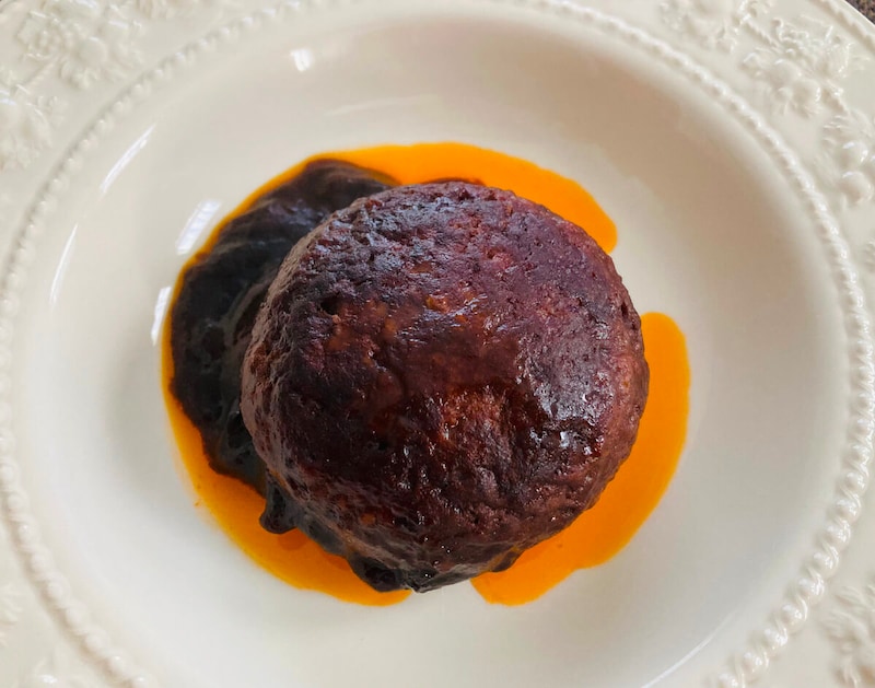 ローソン「肉厚!とろけるチーズハンバーグ」