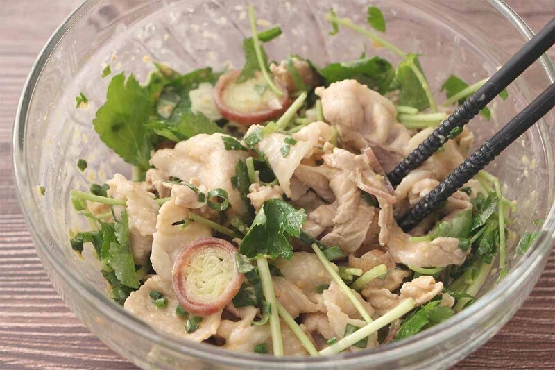 和田明日香さん「たっぷり薬味の豚しゃぶ」