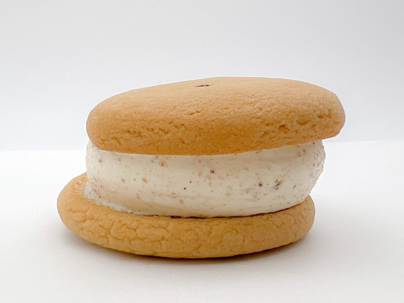 セブンイレブン「不二家 カントリーマアムアイスサンド」