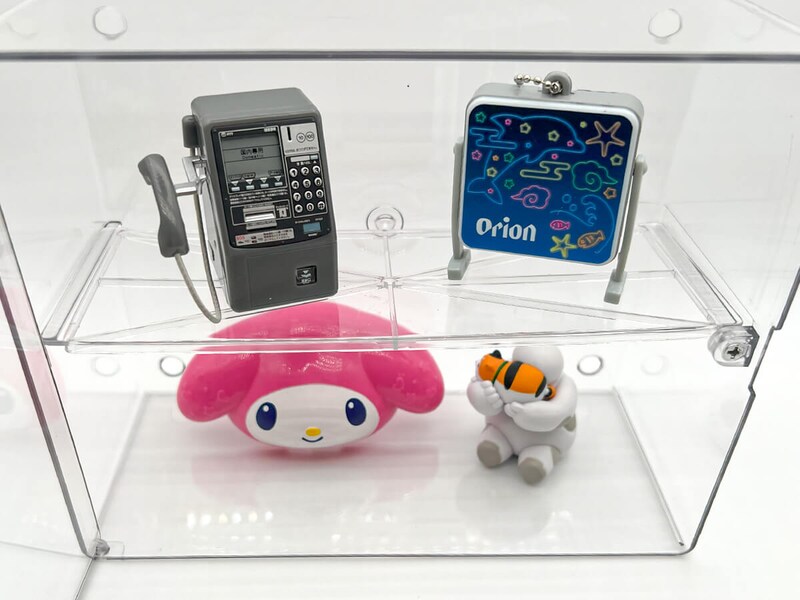 ダイソー「壁にも付けられるディスプレイケース」