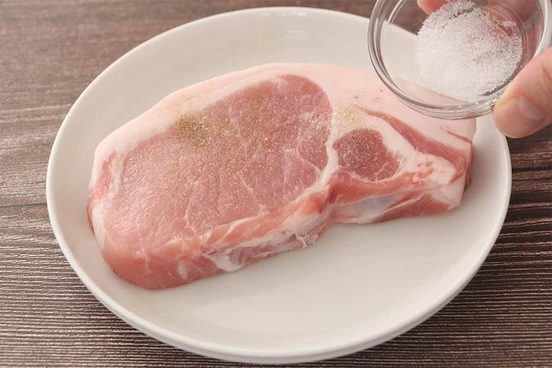 タサン志麻さん「ポークソテー 粒マスタードソース」