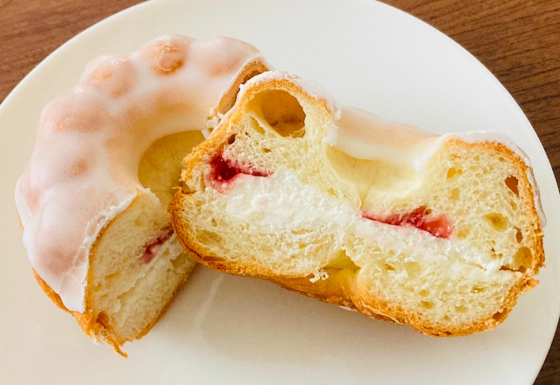 セブンイレブン「紅ほっぺ苺使用　デニッシュマウンテン」