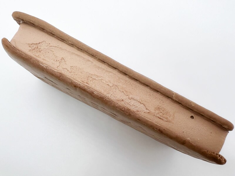 森永製菓「ビスケットサンド＜エクアドルカカオ＞」