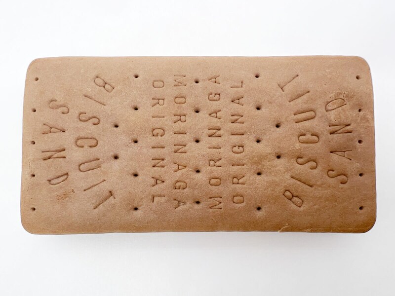 森永製菓「ビスケットサンド＜エクアドルカカオ＞」