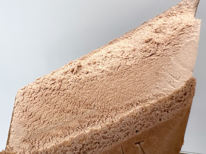 森永製菓「ビスケットサンド＜エクアドルカカオ＞」