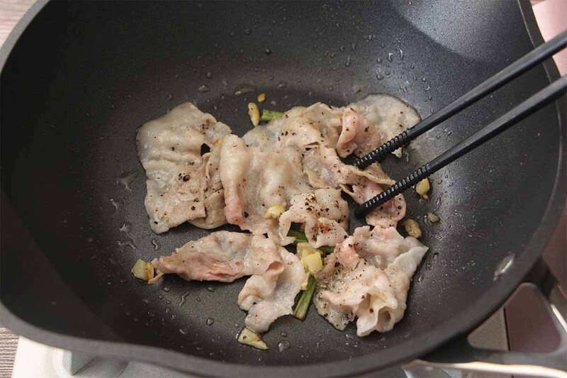 栗原はるみさん「豚肉と小松菜のあんかけ焼きそば」