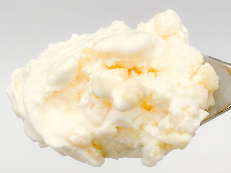 森永乳業「MOW PRIME 白いクッキー＆クリーム」