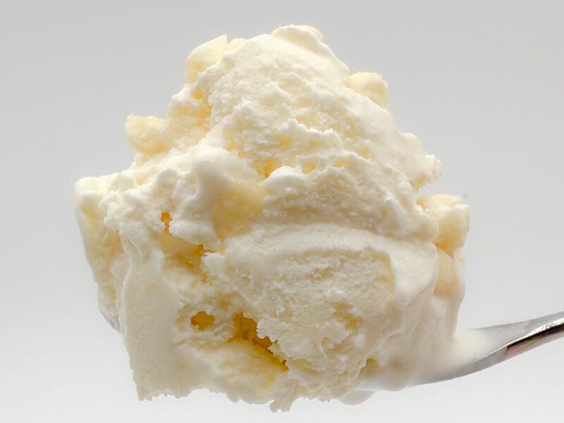 森永乳業「MOW PRIME 白いクッキー＆クリーム」