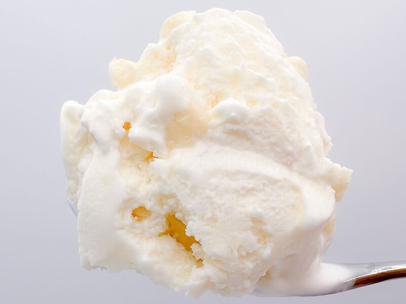 森永乳業「MOW PRIME 白いクッキー＆クリーム」