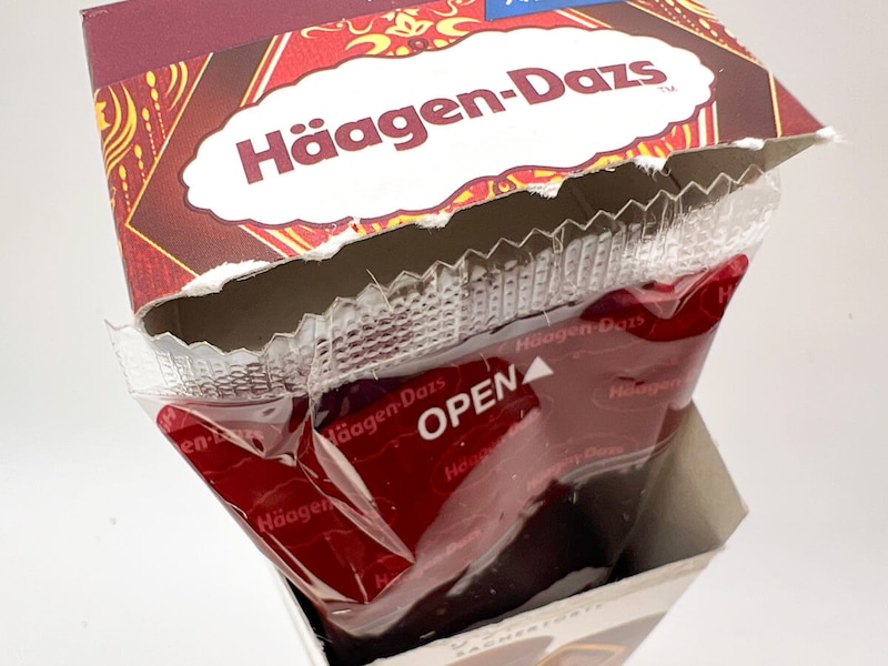 ハーゲンダッツ「ザッハトルテ」