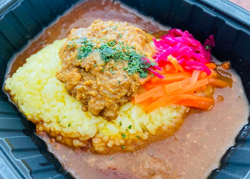 ファミリーマート「2種のスパイスカレーチキンペッパー&キーマ」