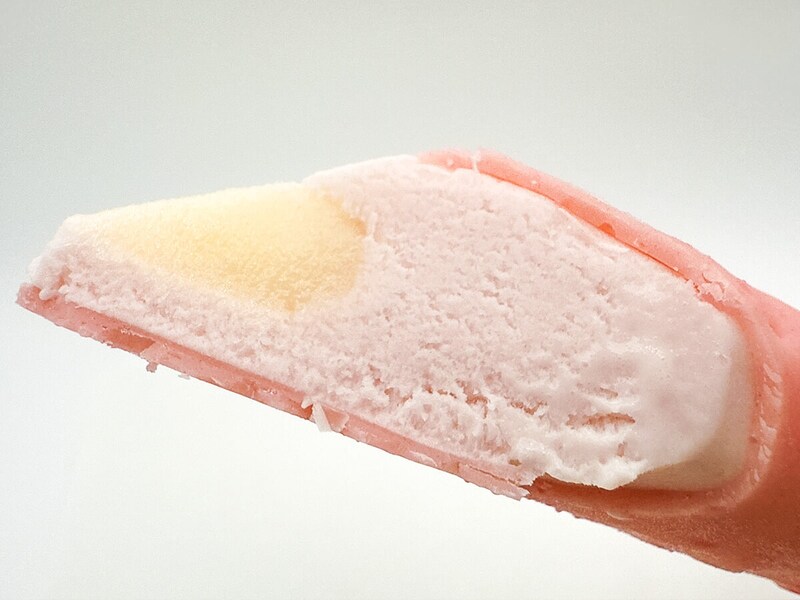 セブンイレブン限定「サクマ製菓 いちご みるくアイスバー」