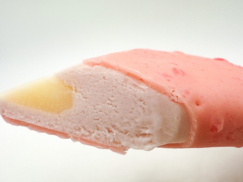 セブンイレブン限定「サクマ製菓 いちご みるくアイスバー」