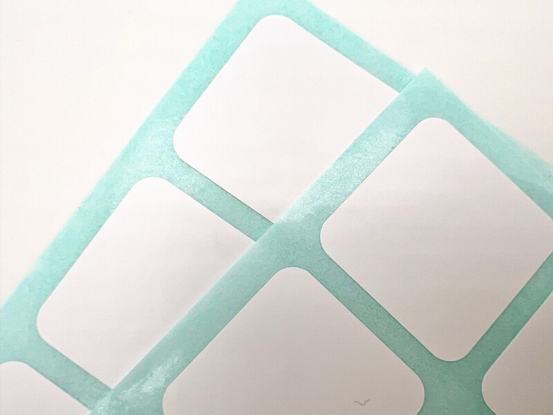 無印良品「布にも貼れるラベルシール・ノンアイロンタイプ」