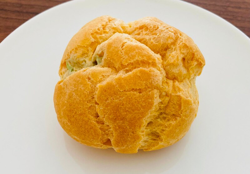 ファミリーマート「玉林園監修 抹茶クリームシュー（グリーンソフト風味）」