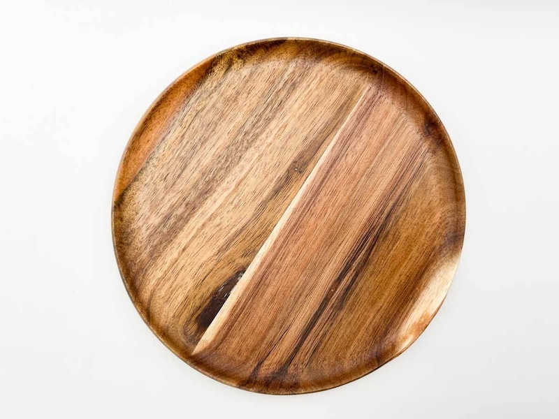 無印良品「アカシア　お皿にもなるカッティングボード　丸型」
