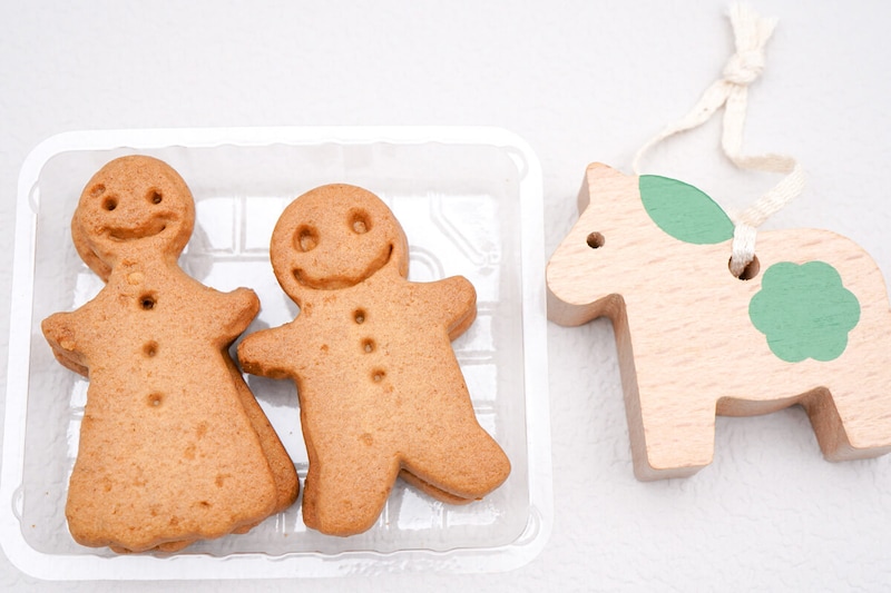 無印良品「クリスマスオーナメントとお菓子のセット」