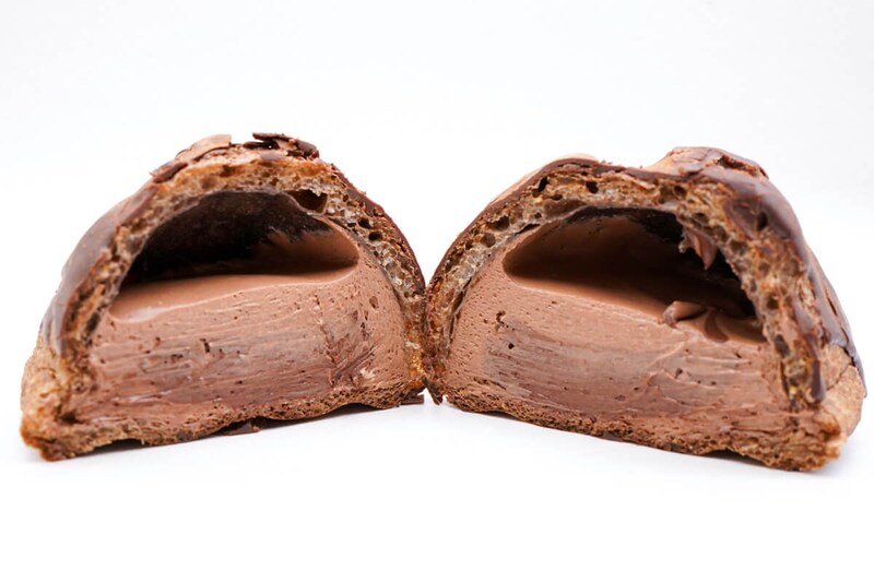 ローソン「カカオ薫るショコラトリュフシュー」