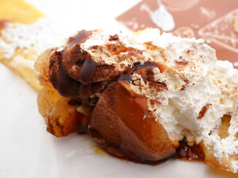 ファミマ「焼きりんごミルフィーユクレープ」