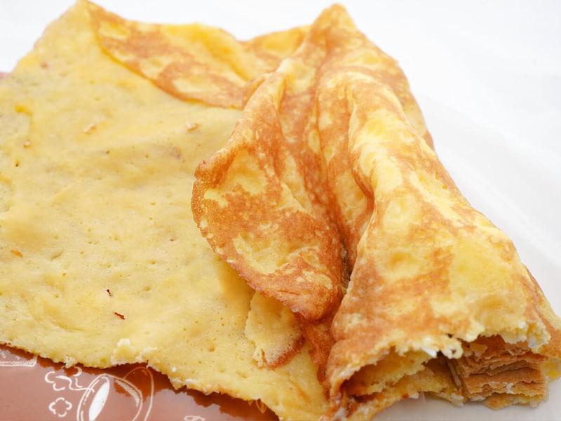 ファミマ「焼きりんごミルフィーユクレープ」