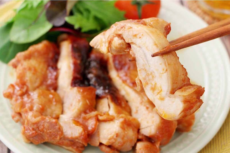 山本ゆりさん「レンジで１発！BBQチキン」