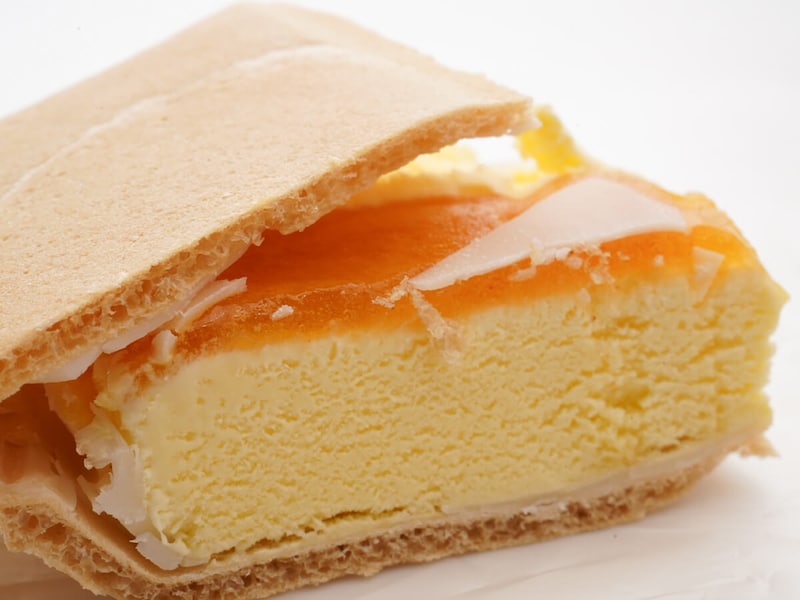 セブンイレブン「7プレミアム アップルパイモナカ」