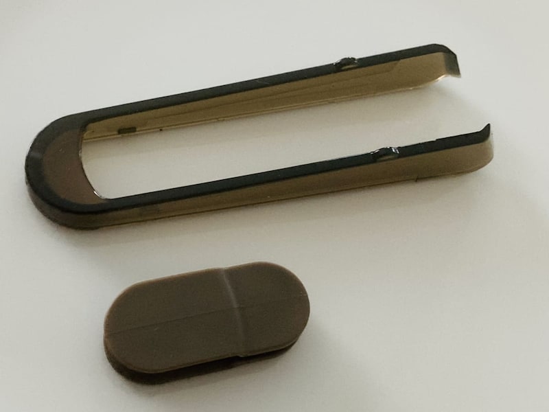 「フェイスマスク用トング　チャック袋スライダー付き」