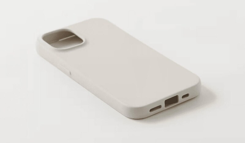 無印良品「再生TPU　スマートフォンケース」