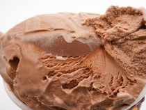 これは神アイス！「絶対買うべき」「めちゃくちゃ濃厚で美味しい」大本命の新レギュラー大反響