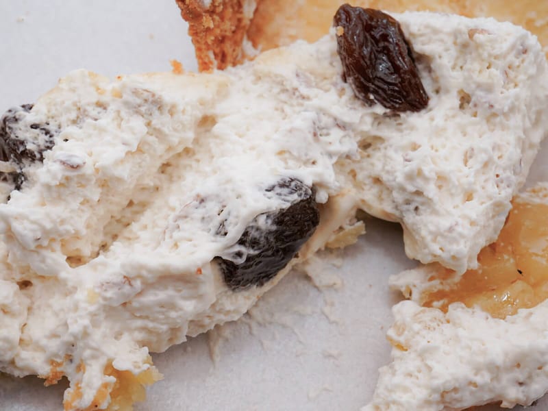 ファミマ「大人のラムレーズンタルト」