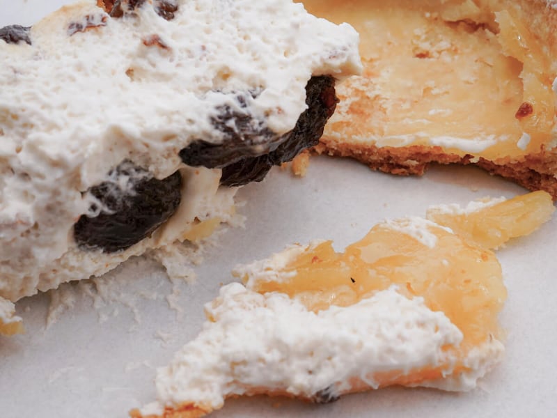 ファミマ「大人のラムレーズンタルト」