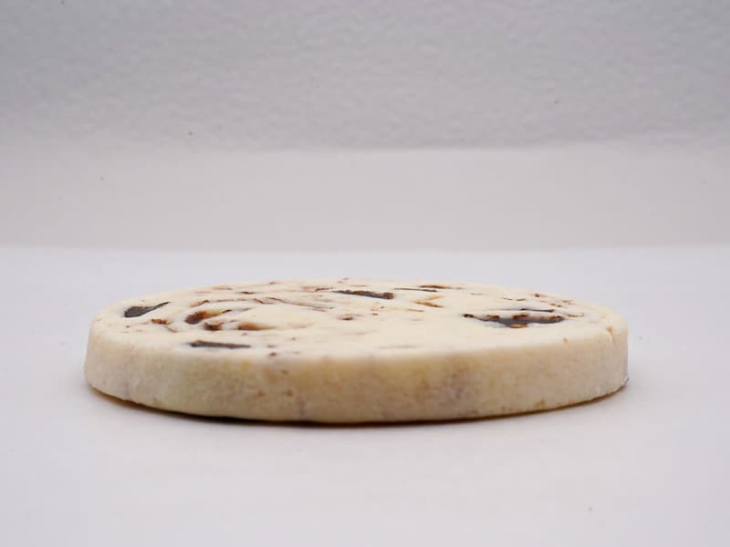 ファミマ「とろけるラムレーズンクッキー」