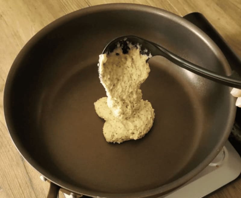 まりえさん「紅茶のもちもち豆腐パンケーキ」レシピ