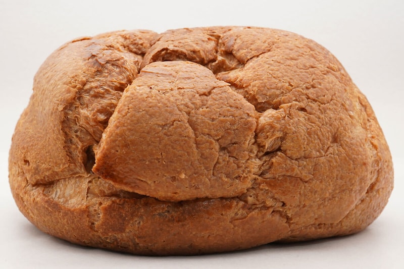 盛りすぎ！大きなチョコシュー（チョコクリーム＆ホイップ）