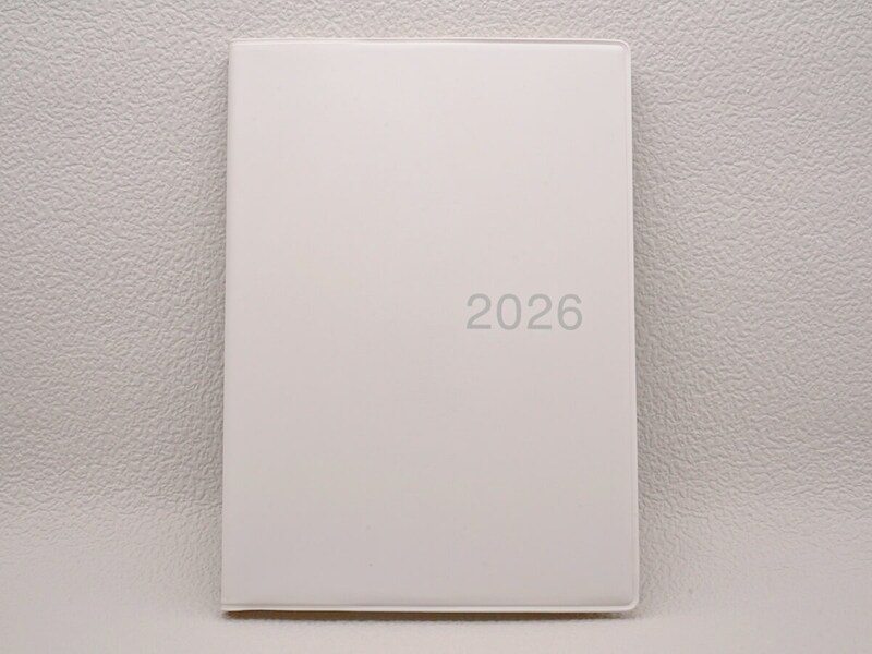 無印良品「月曜始まりマンスリー／ウィークリースケジュール帳・2025年12月始まり」