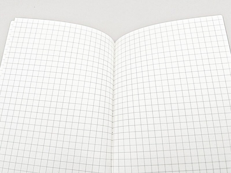 無印良品「月曜始まりマンスリー／ウィークリースケジュール帳・2025年12月始まり」