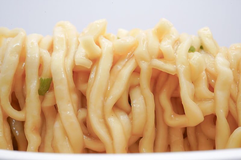 セブンイレブン「７プレミアム 横浜ラーメン六角家 濃厚家系豚骨醤油ラーメン」