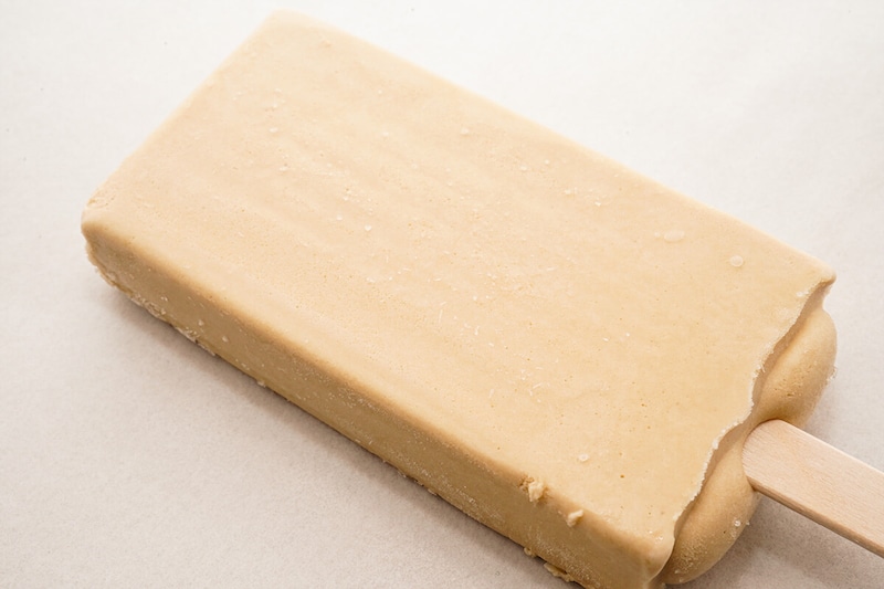 セブンイレブン「セブンプレミアム カフェラテアイスバー」