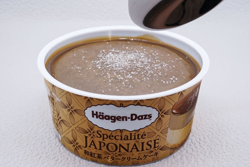 セブンイレブン限定「ハーゲンダッツスペシャリテジャポネ和紅茶バタークリームケーキ」