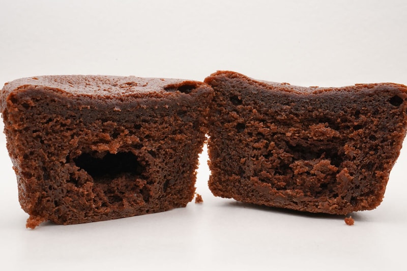 無印良品「生チョコ入りガトーショコラ」