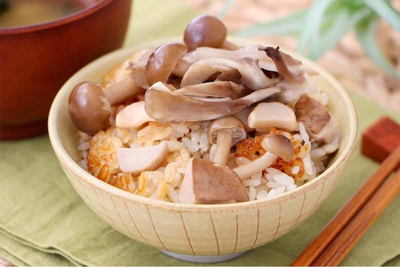 栗原はるみさん「きのこの炊き込みご飯」