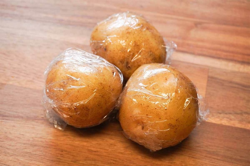 タサン志麻さん「カリカリじゃがいもと鶏のソテー」