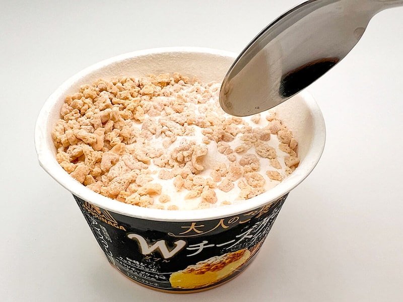 ファミリーマート限定「森永製菓 Wチーズケーキアイス」