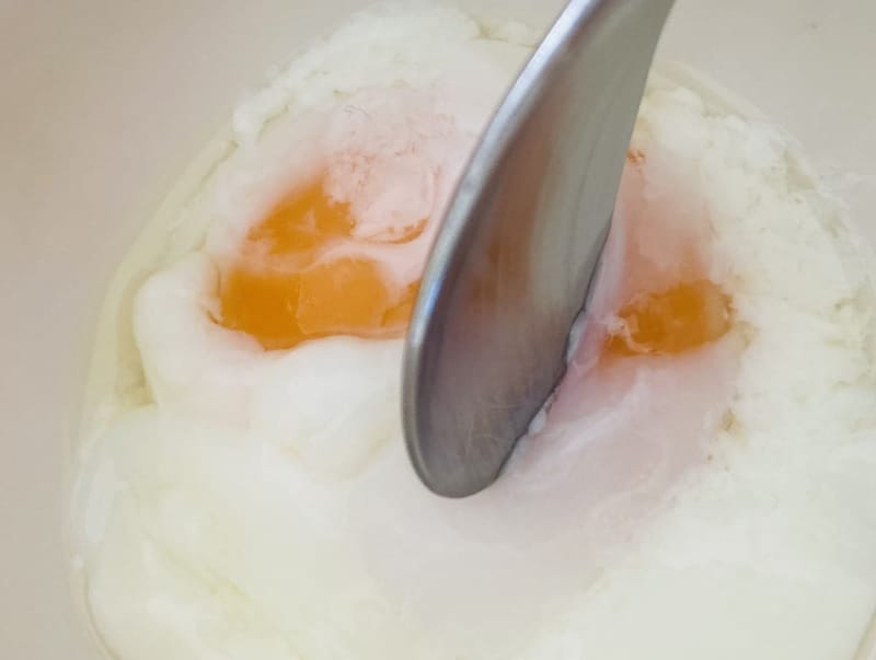 ダイソー「本格温泉たまご器」