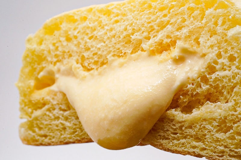 ファミリーマート「ポムポムプリン クリームパン（プリン味）」