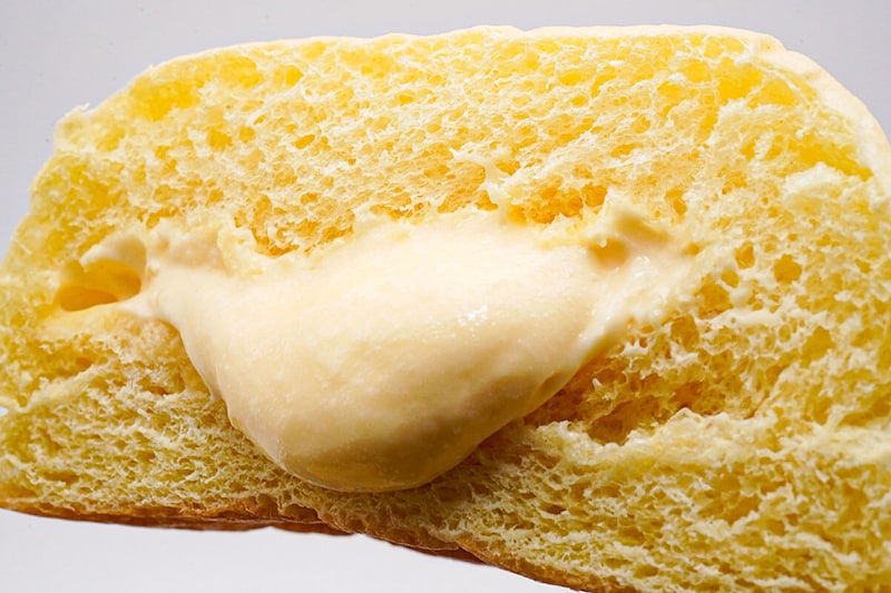 ファミリーマート「ポムポムプリン クリームパン（プリン味）」