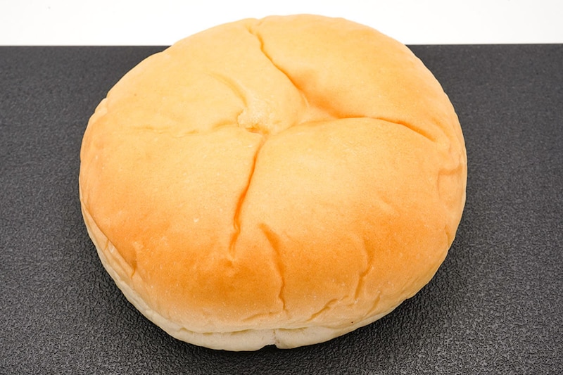 ローソン「大ピンチずかん こぼれるミルククリームパン」