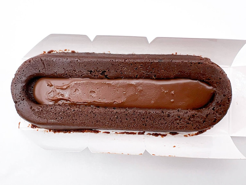 ファミマ「かじる濃厚ガトーショコラ」