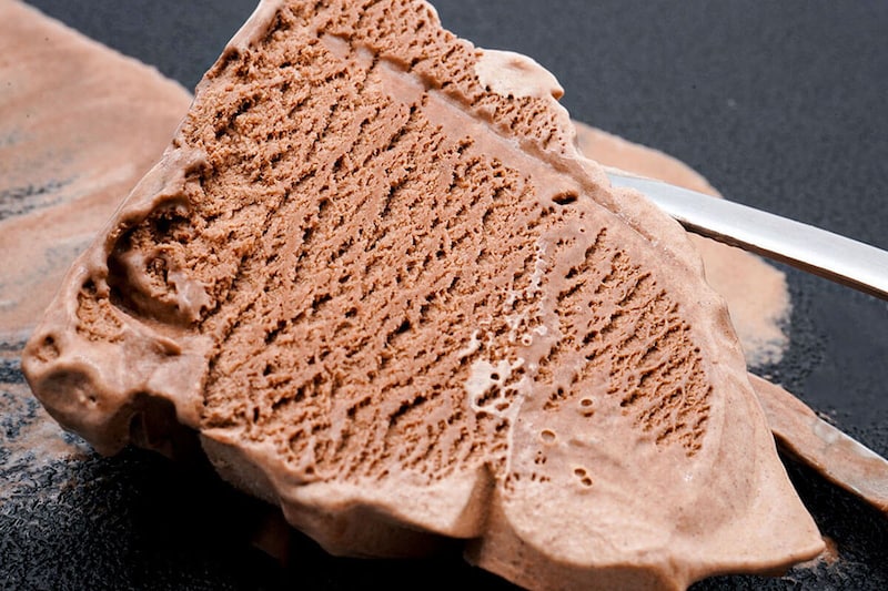 ロッテ ワッフルコーン本格ベルギーチョコ