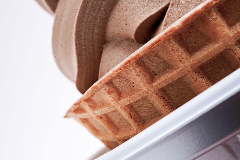 ロッテ ワッフルコーン本格ベルギーチョコ